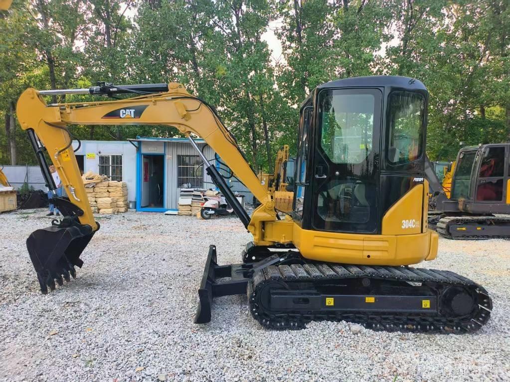 CAT 304 C CR Mini ekskavatörler, 7 tona dek