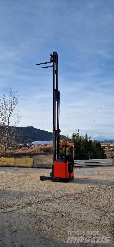 BT RR B 2 Reach truck - depo içi istif araçları