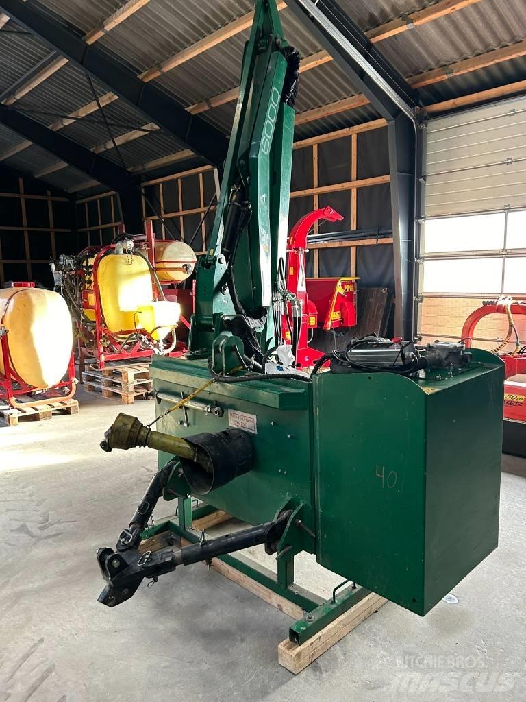 Spearhead Twiga 6000 Mobil çim biçme makineleri