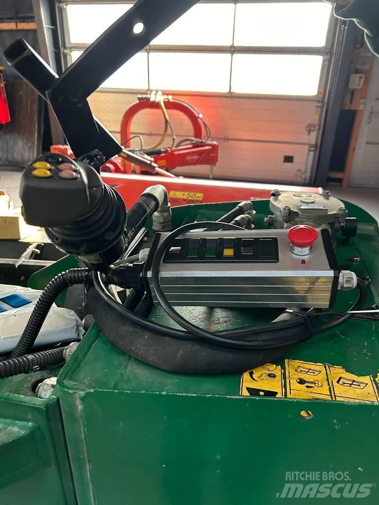 Spearhead Twiga 6000 Mobil çim biçme makineleri