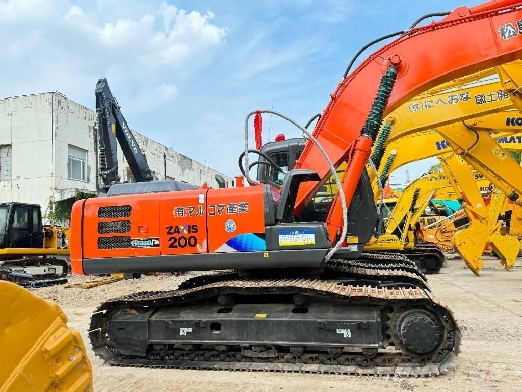 Hitachi ZX 200 Paletli ekskavatörler