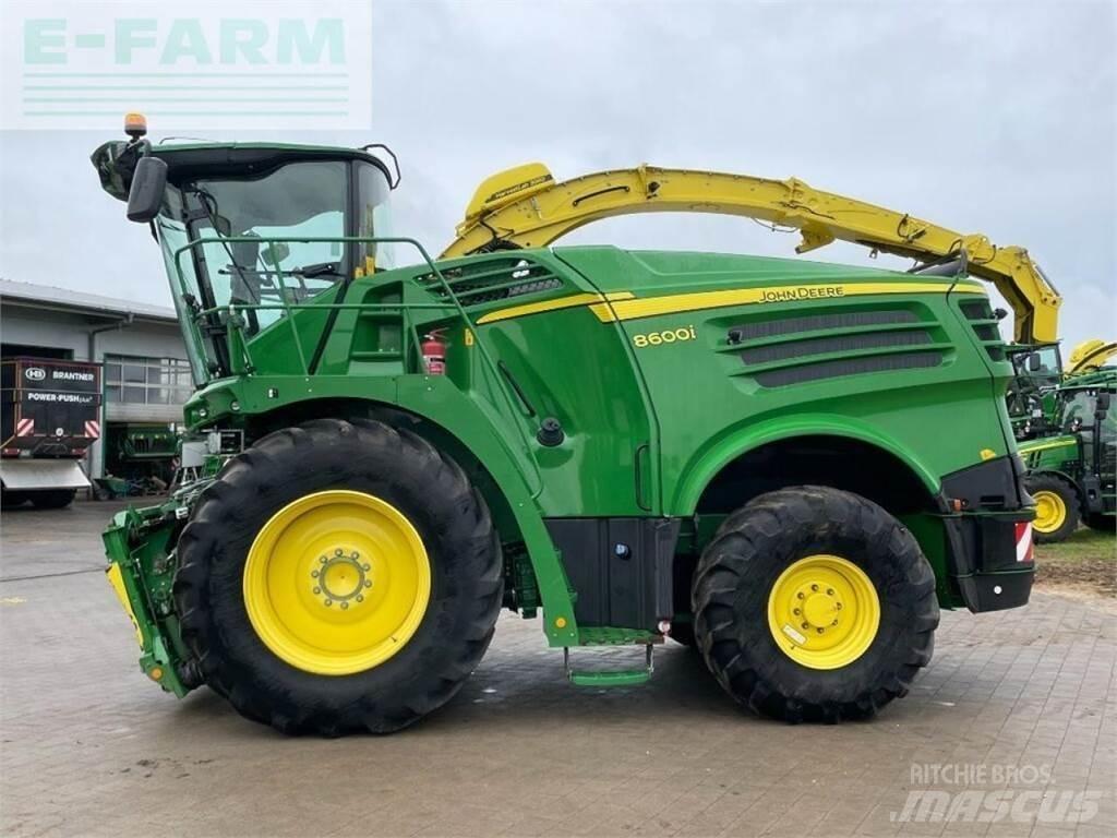 John Deere 8600 Kendi yürür silaj makinalari