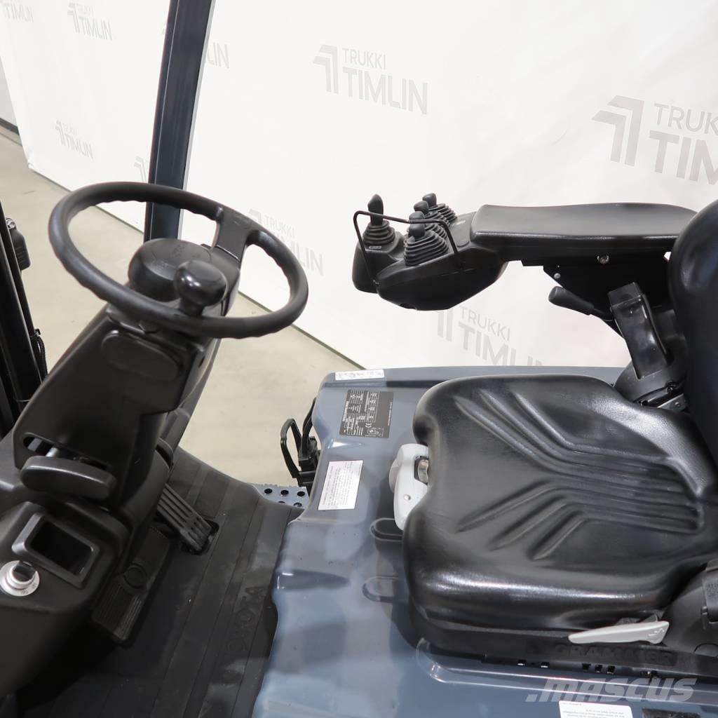 Toyota 8FBE20T Elektrikli forkliftler