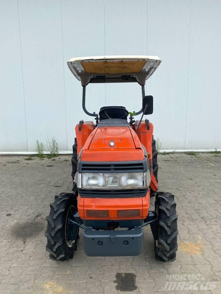 Kubota GL241 Traktörler