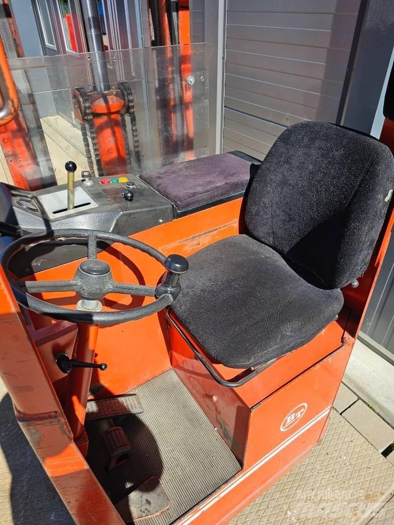 BT RSS 1350 Akülü depo ekipmanları