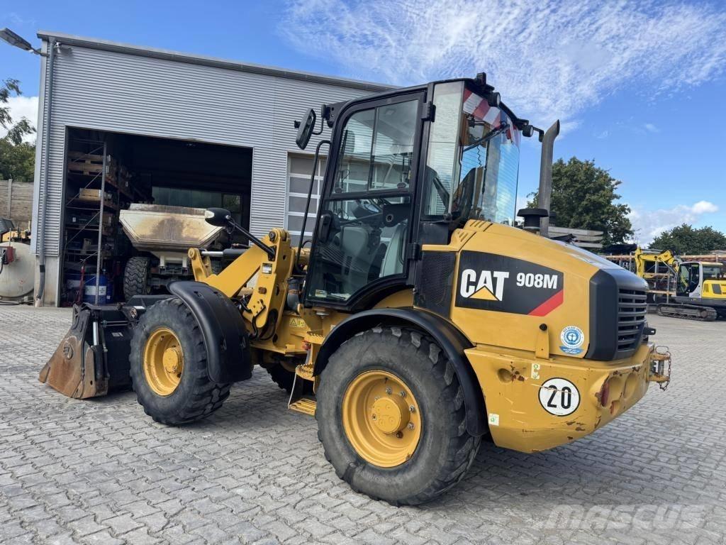 CAT 908M Tekerlekli yükleyiciler