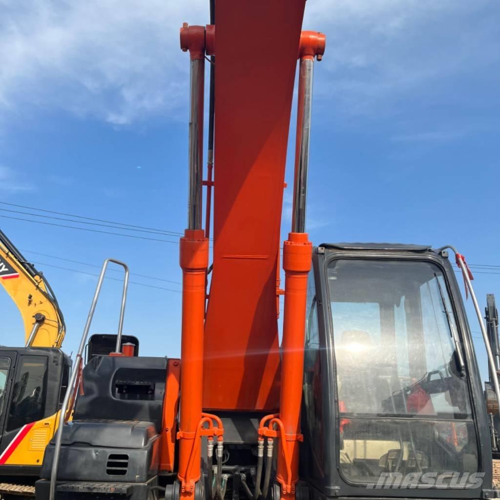 Hitachi ZX 240 Paletli ekskavatörler