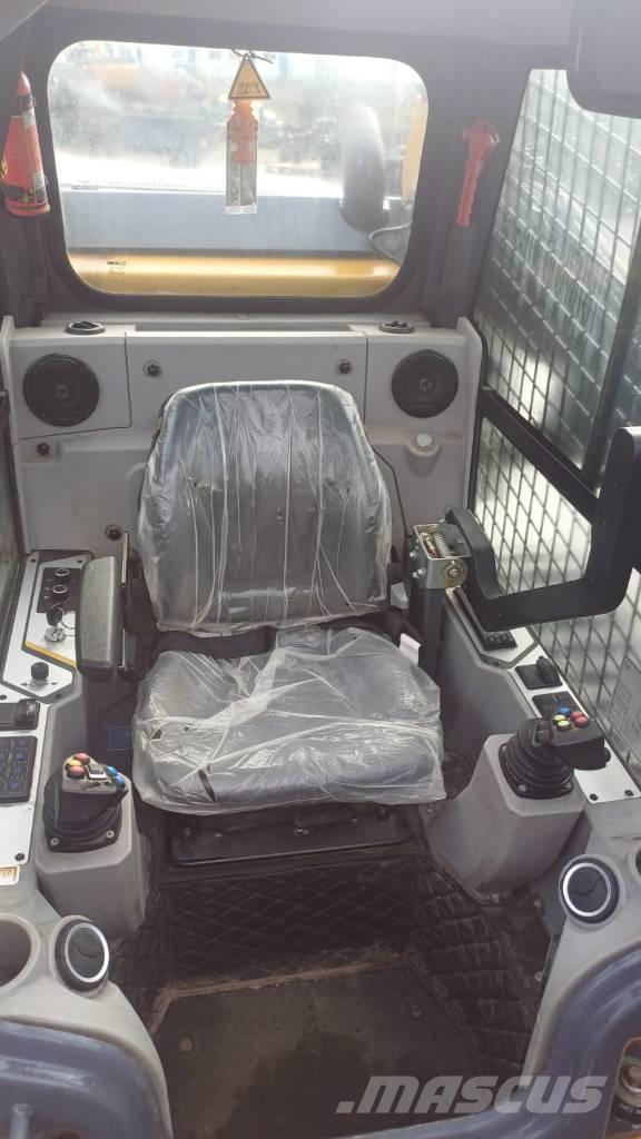 XCMG XC7-TV12 Paletli yükleyiciler