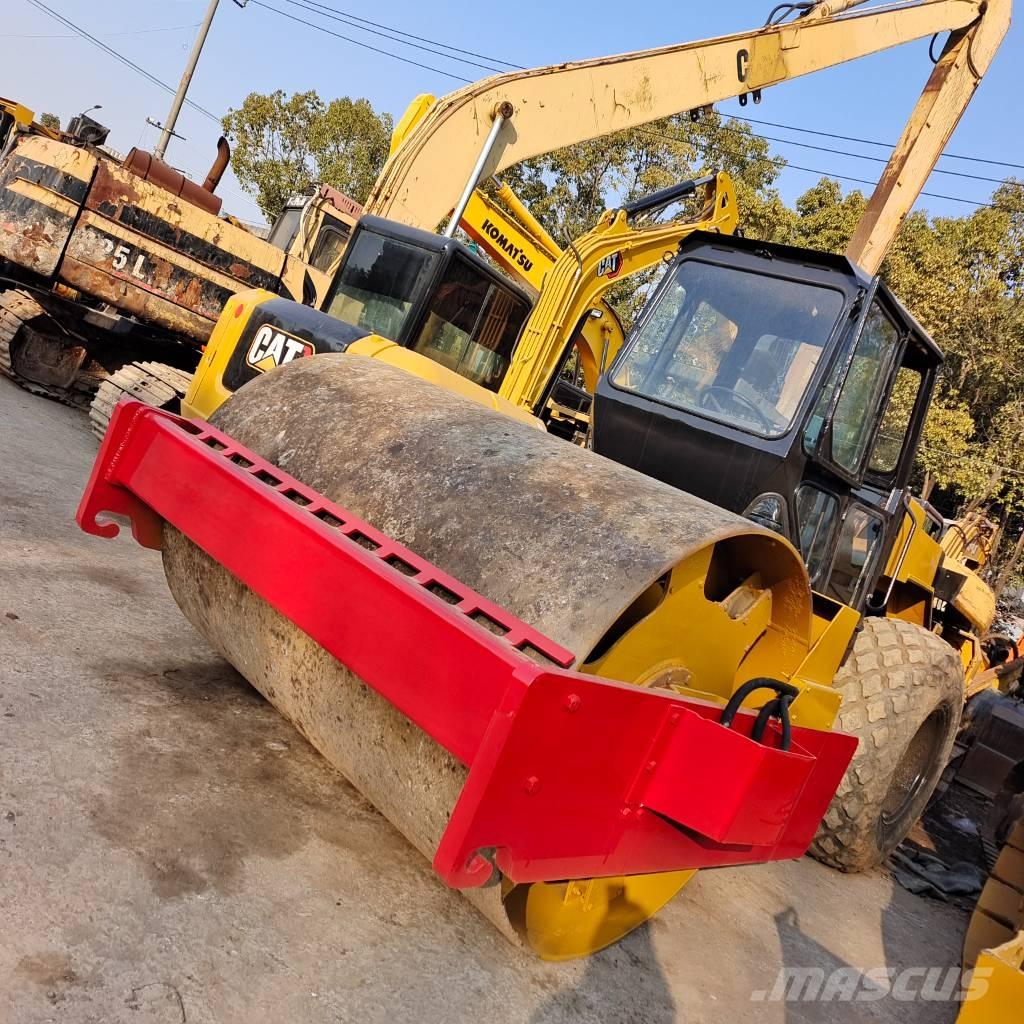 Dynapac CA25D Tek tamburlu silindirler