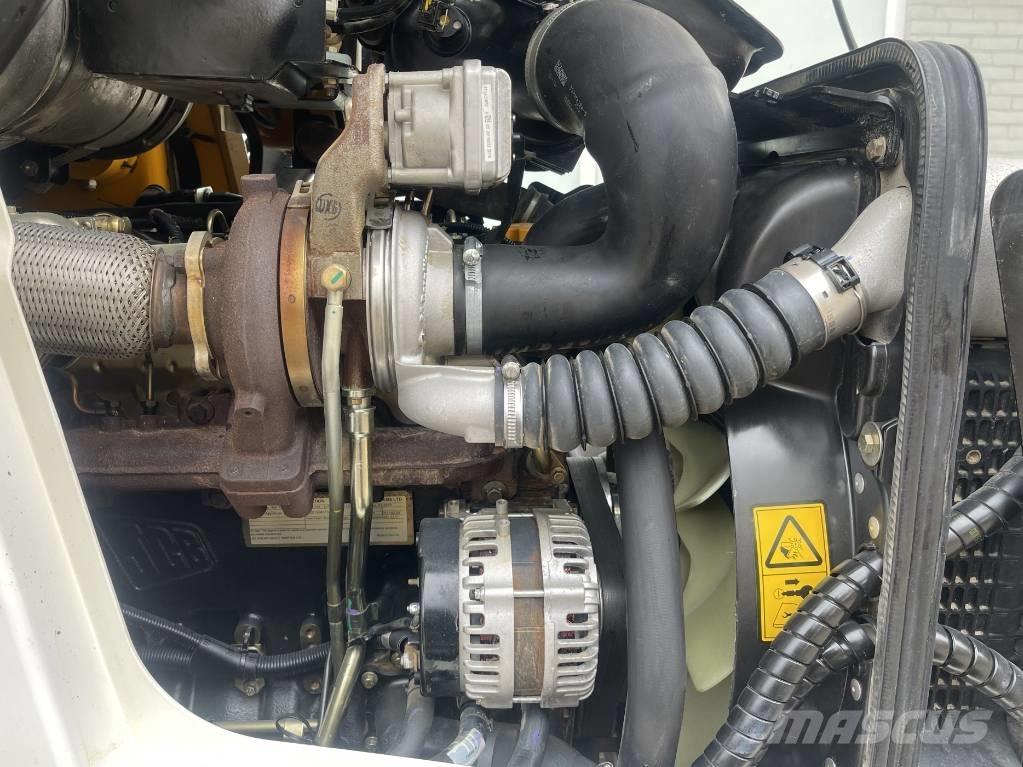 JCB 3 CX    2019 Kazıcı yükleyiciler - beko loder