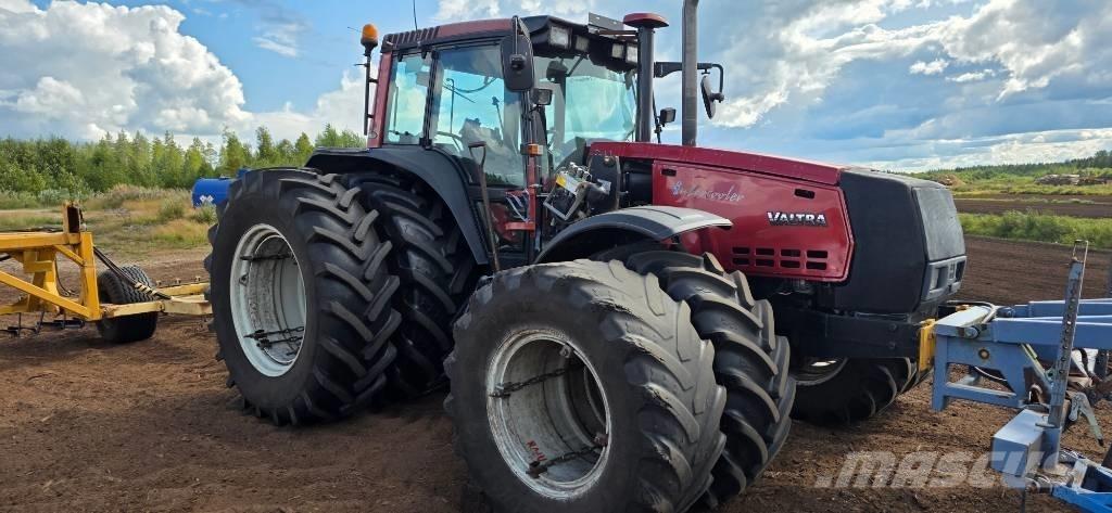 Valtra 8950 Hitec Traktörler