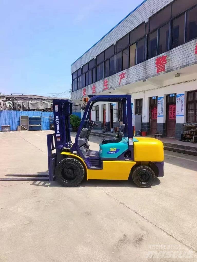 Komatsu FD 30 Dizel forkliftler