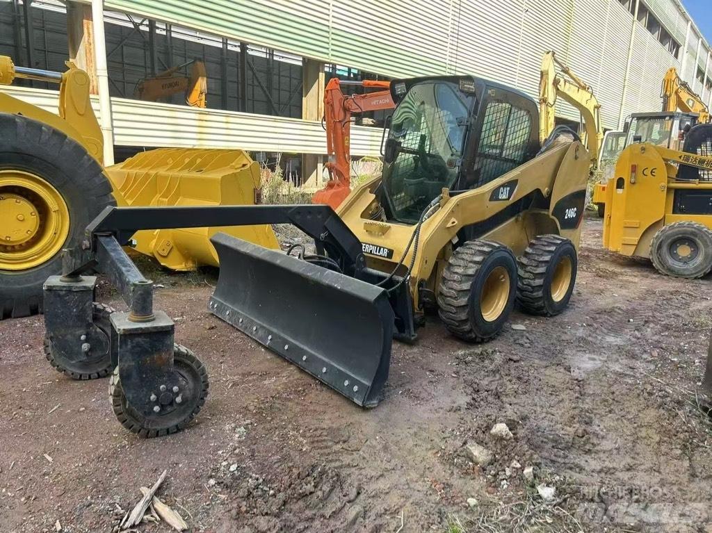 CAT 246 C Skid steer loderler