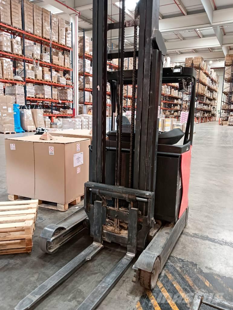 Linde R 16 Reach truck - depo içi istif araçları