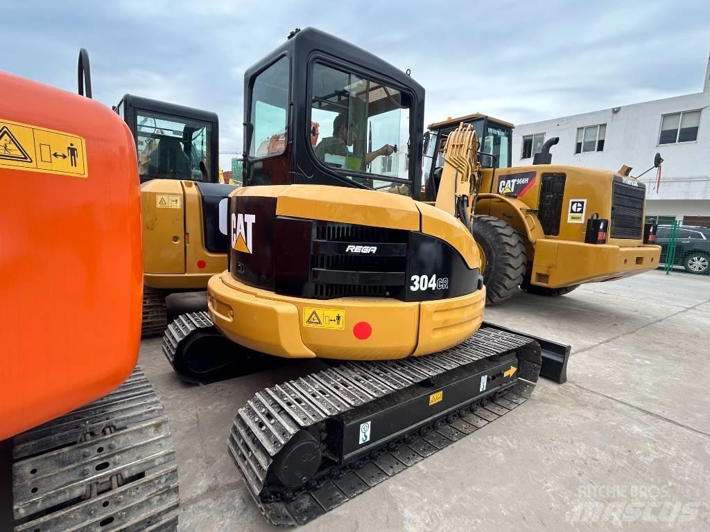CAT 304 Paletli ekskavatörler