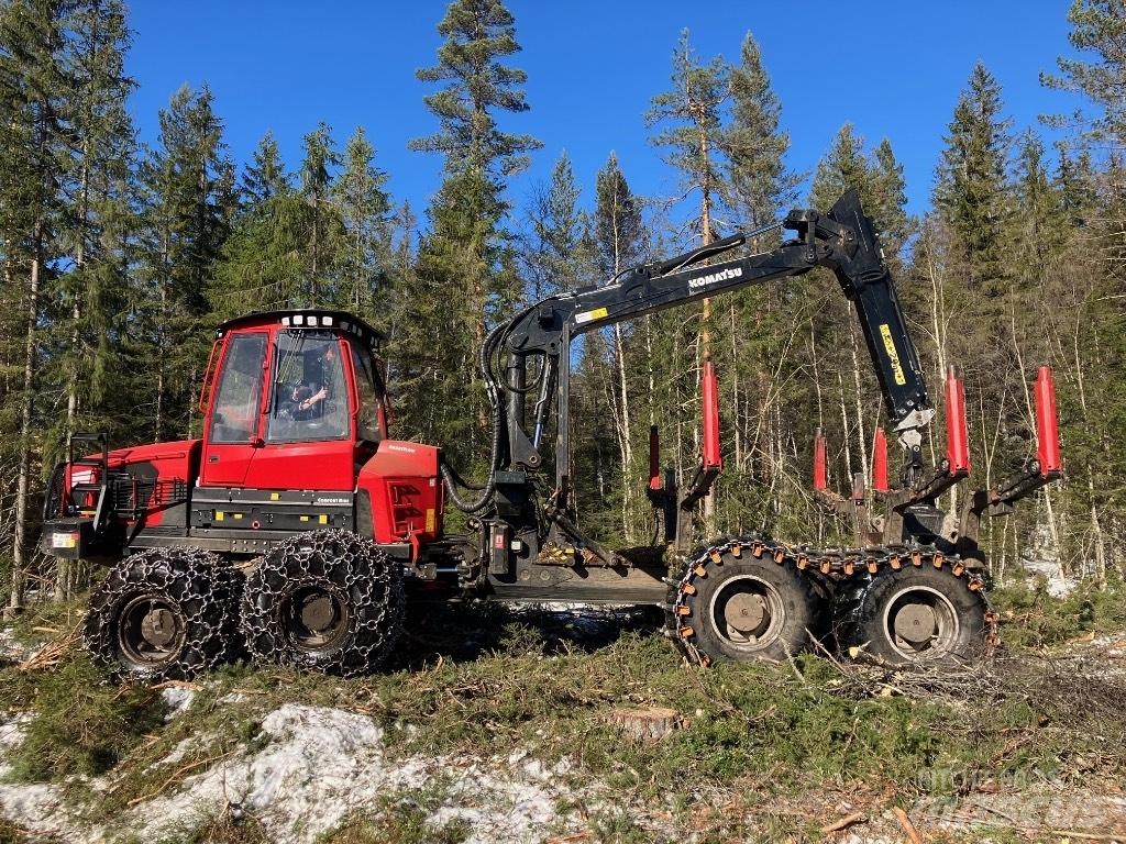 Komatsu 895 Tomruk yükleyici traktörler