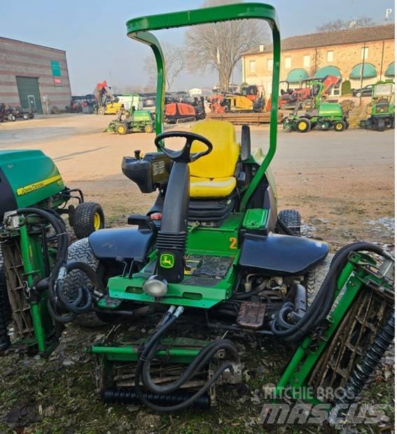 John Deere 7700 Fairway çim biçme makineleri