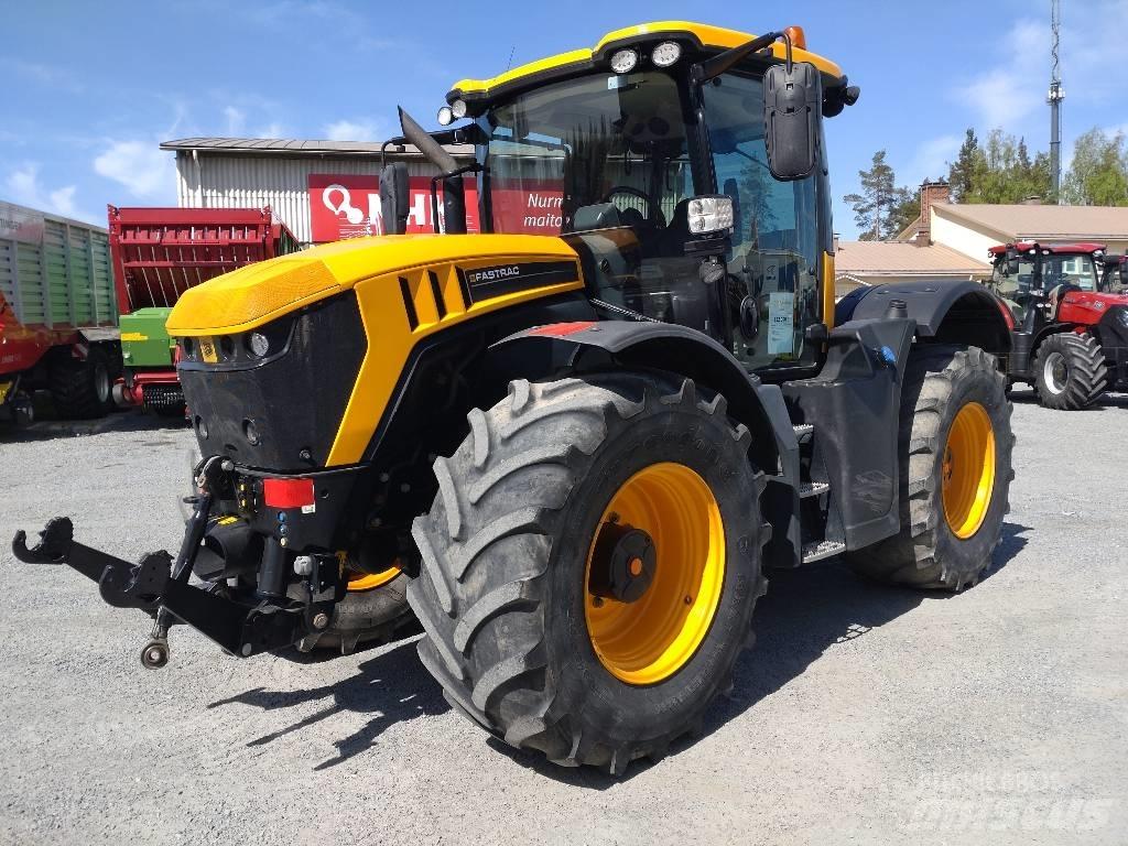 JCB Fastrac 4220 Traktörler