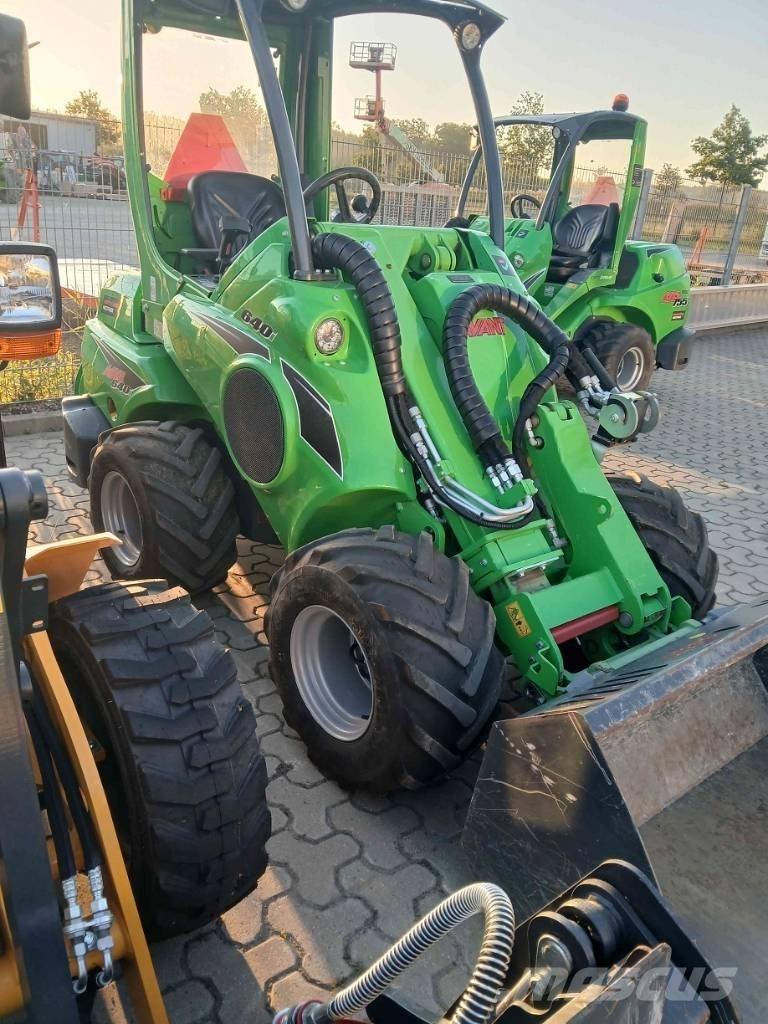 Avant 640i Skid steer loderler