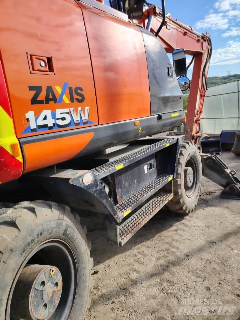 Hitachi ZX 145 Lastik tekerli ekskavatörler
