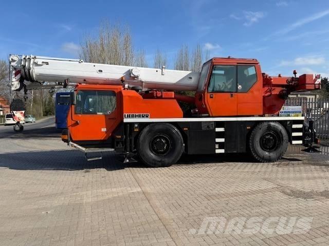Liebherr LTM 1030-2 Yol-Arazi Tipi Vinçler (AT)