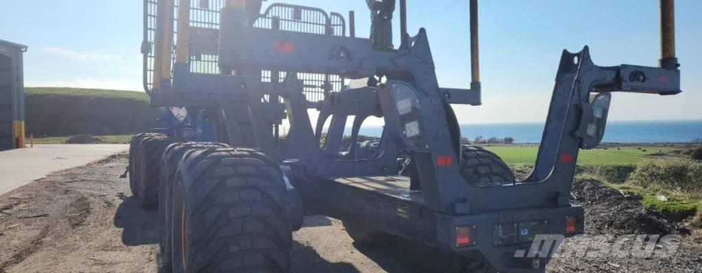 Rottne F20E Tomruk yükleyici traktörler