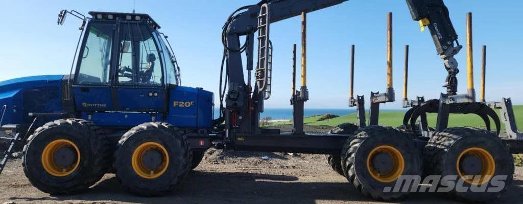 Rottne F20E Tomruk yükleyici traktörler