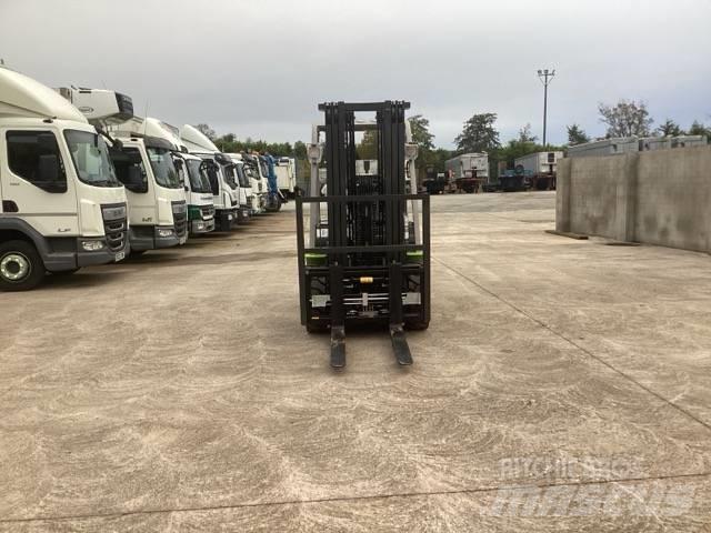 Zoomlion FD30 Dizel forkliftler