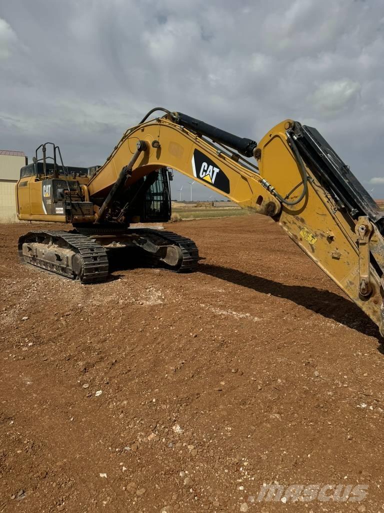 CAT 349 EL Paletli ekskavatörler