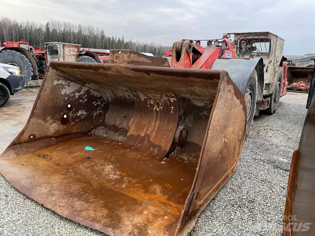 Sandvik LH 410 Yer Altı Yükleyicileri