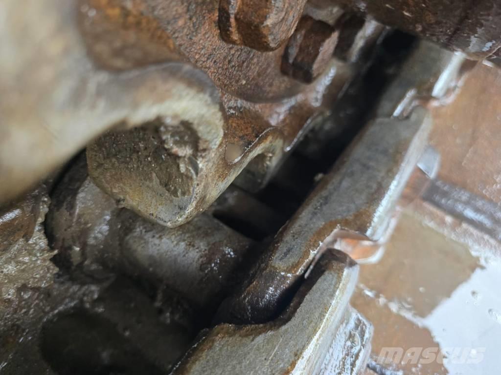 Hitachi ZX 210 Paletli ekskavatörler