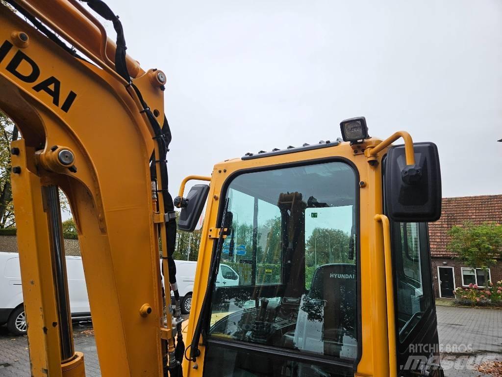Hyundai Robex 25-9 Mini ekskavatörler, 7 tona dek