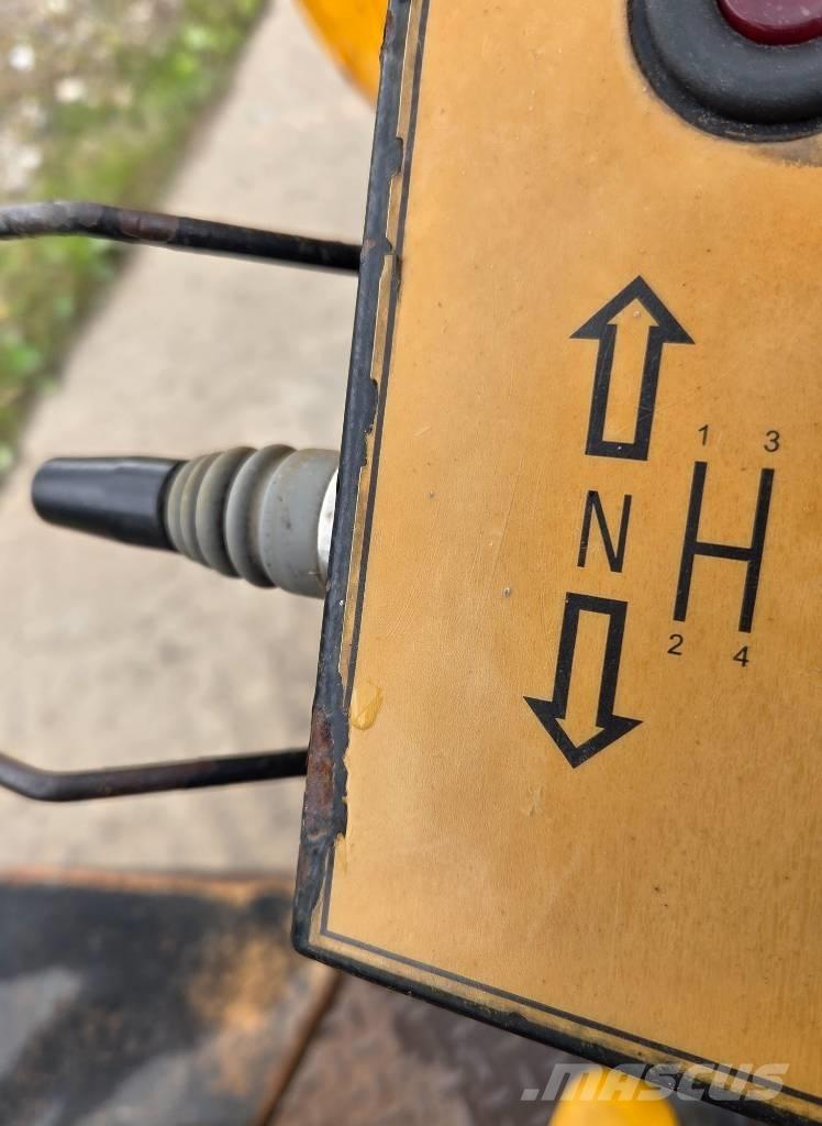 JCB 6 TST Belden kirma kamyonlar