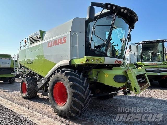 CLAAS LEXION 750 Biçerdöverler