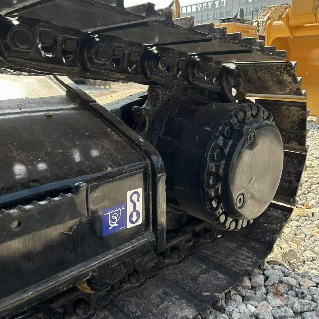 CAT 325D2L Paletli ekskavatörler