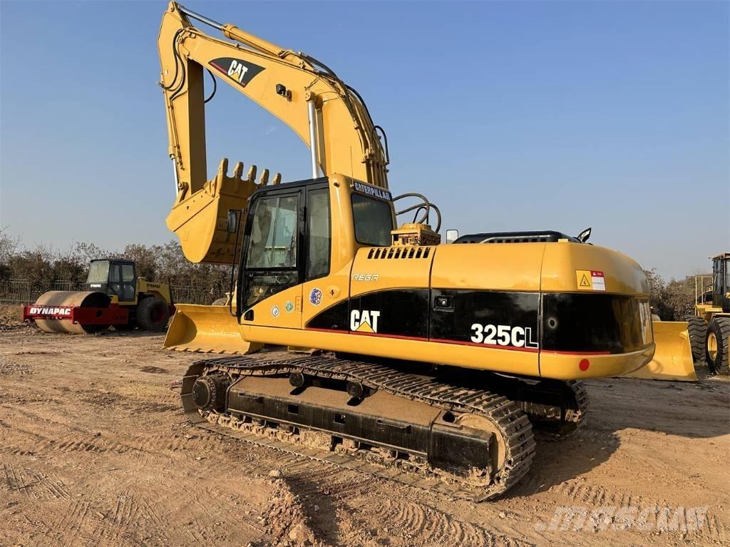 CAT 325C Paletli ekskavatörler