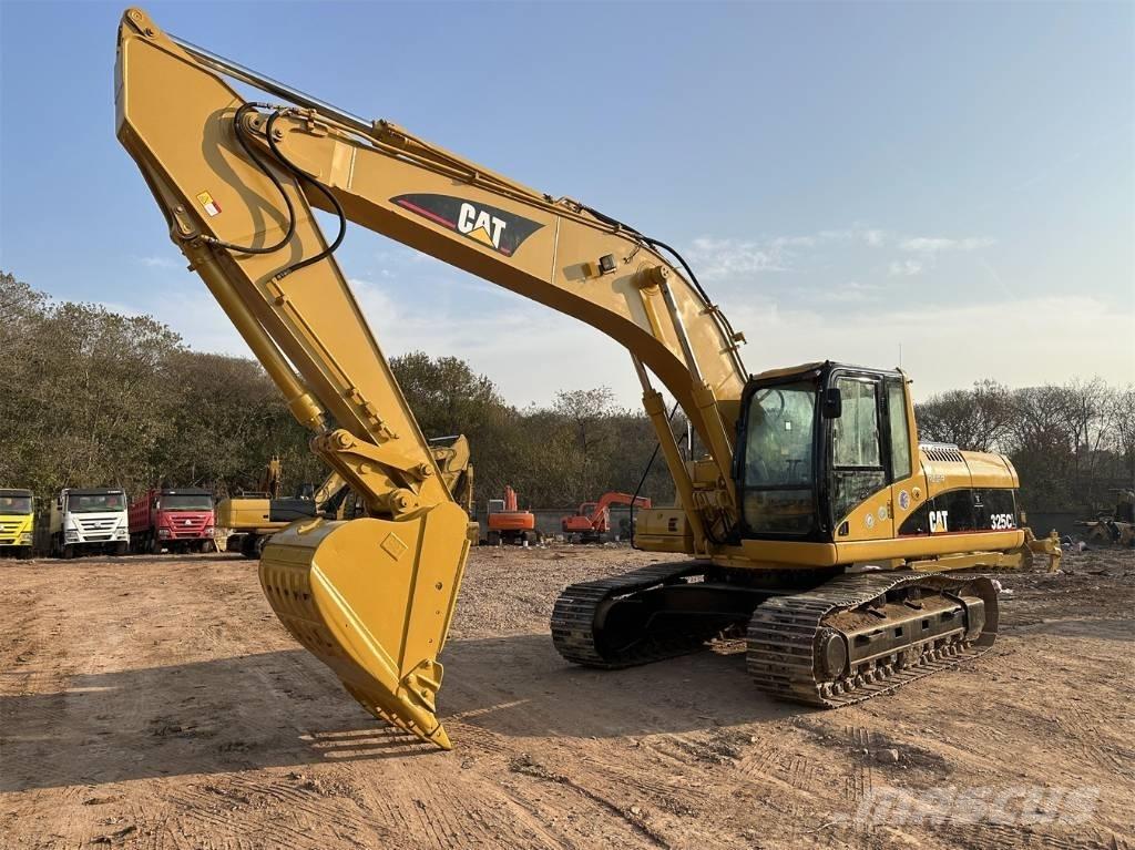 CAT 325C Paletli ekskavatörler