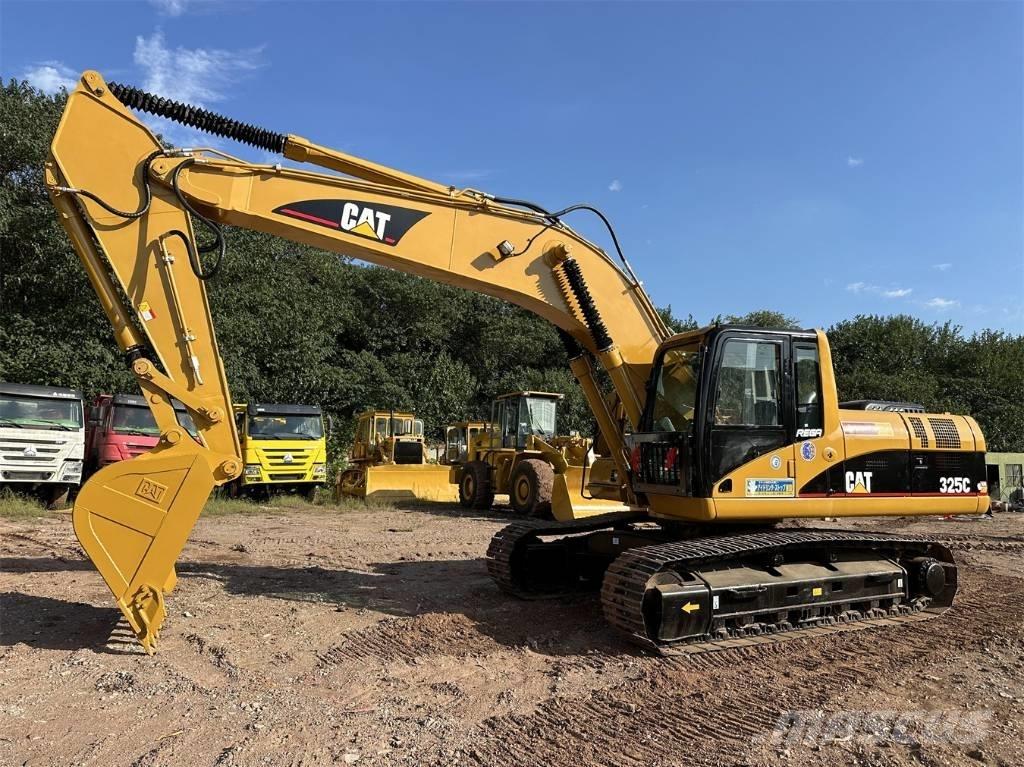 CAT 325C Paletli ekskavatörler
