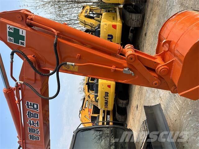 Hitachi ZX70 Paletli ekskavatörler