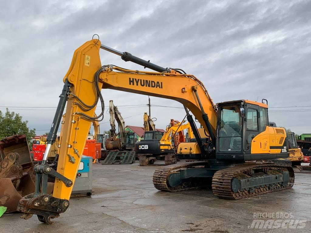 Hyundai HX 220 L Paletli ekskavatörler
