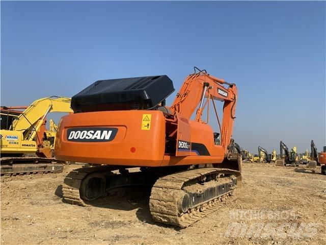 Doosan DH 300 Paletli ekskavatörler