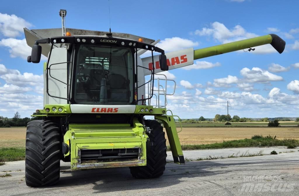 CLAAS Lexion 670 Biçerdöverler