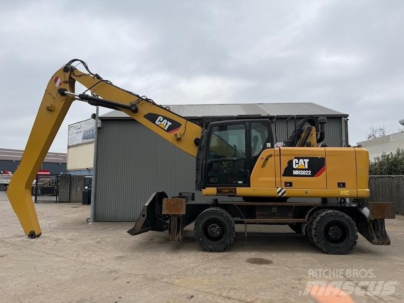 CAT MH 3022 Atık taşıma araçları