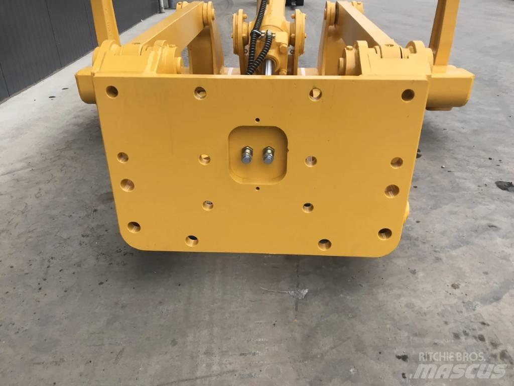 Komatsu D65 Kaziyici