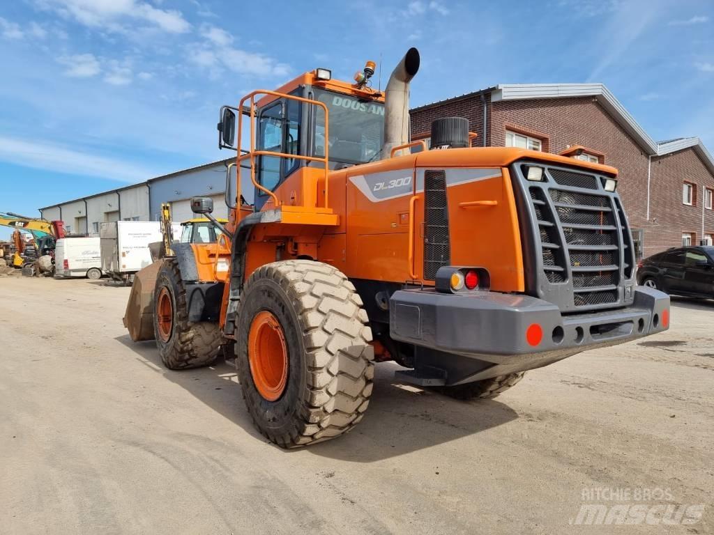 Doosan DL 300-5 Tekerlekli yükleyiciler