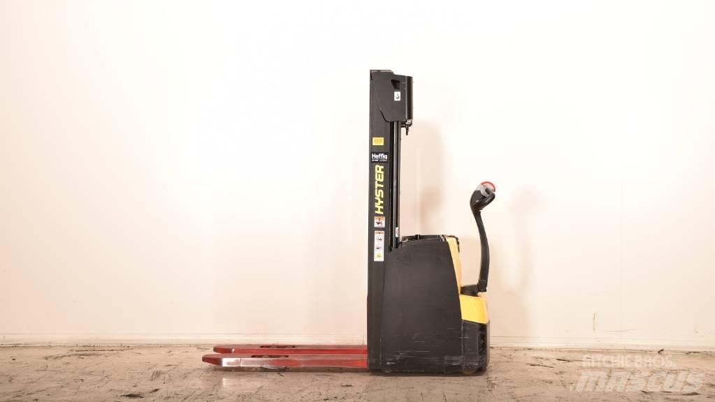 Hyster S 1.6 Yaya kumandali istif makinasi