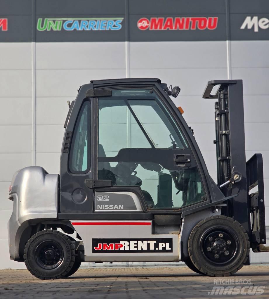 Nissan FGD02 A 32 Q LPG'li forkliftler