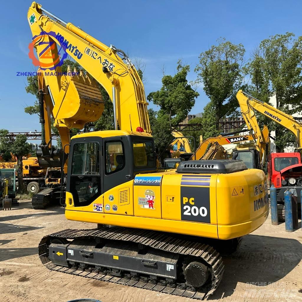 Komatsu PC 200 Paletli ekskavatörler
