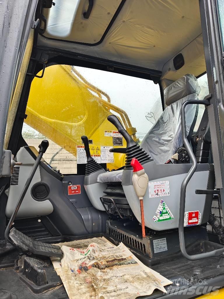Komatsu PC 400-8 R Paletli ekskavatörler