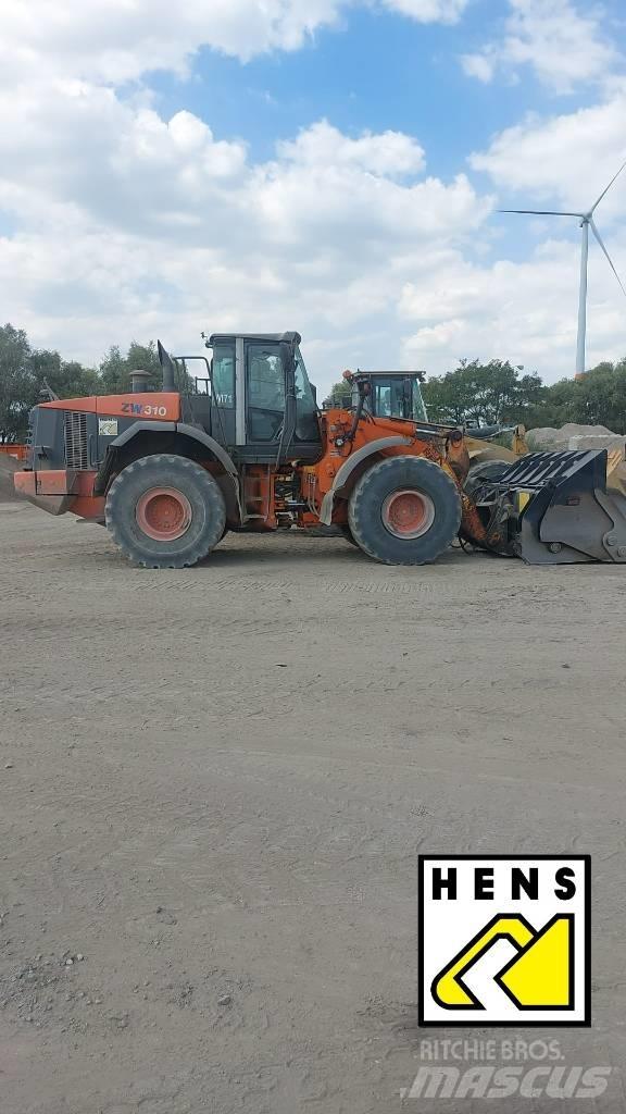 Hitachi ZW 310 Belden kirma kaya kamyonu